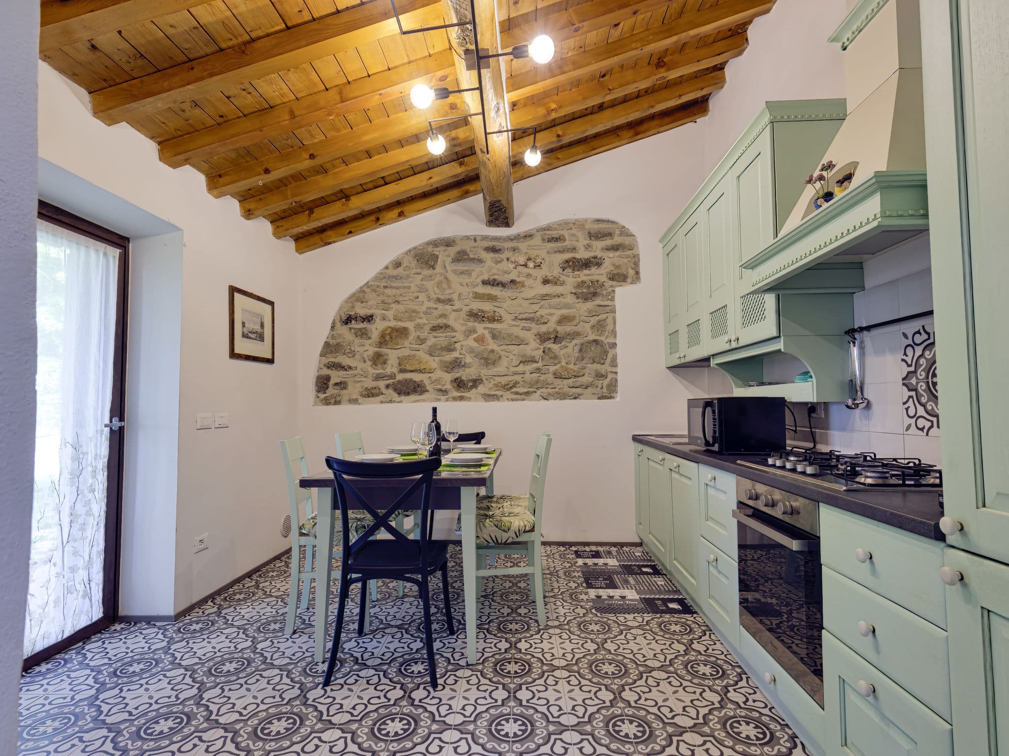 Kitchen / Dining Room