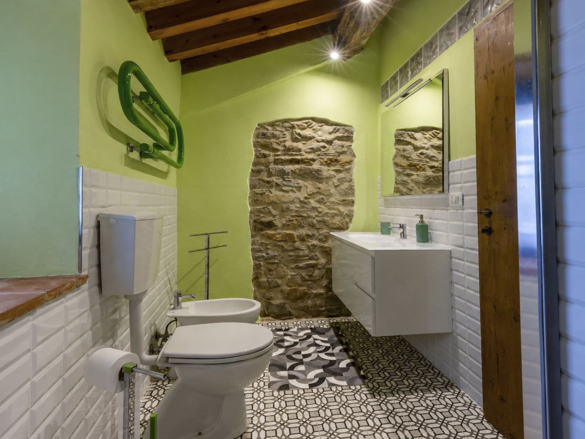 Bathroom / Wellness