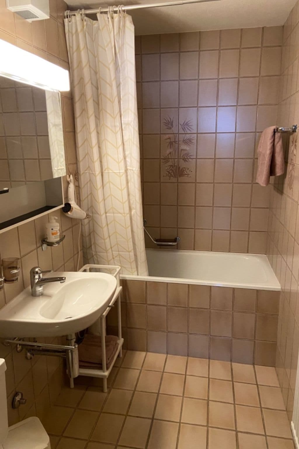 Gallery Image 13
