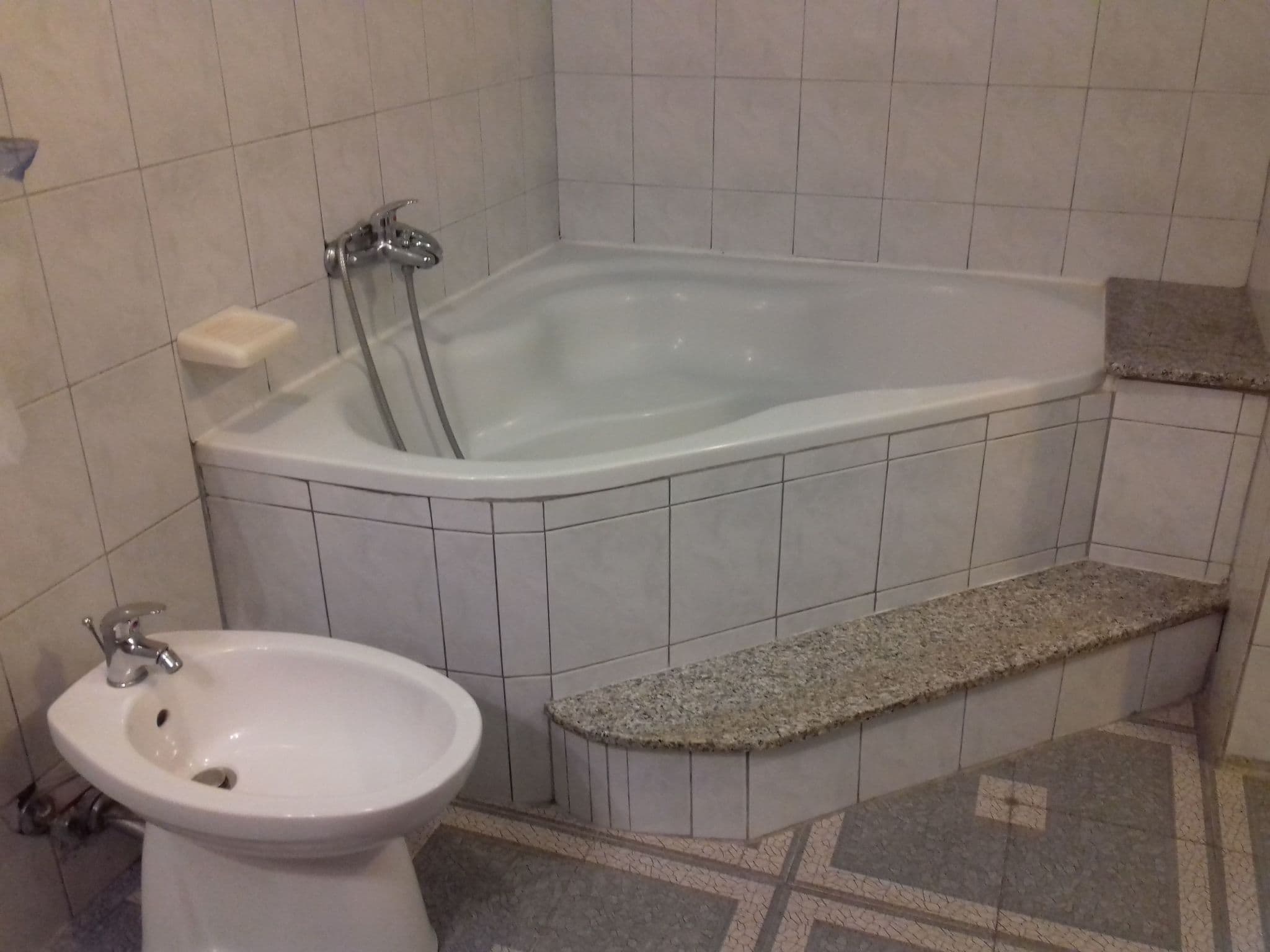 Bathroom / Wellness