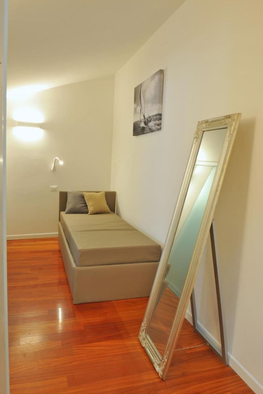Gallery Image 13