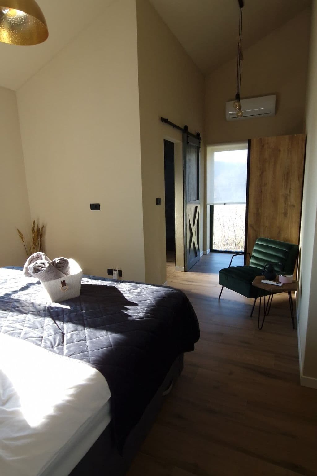 Gallery Image 17