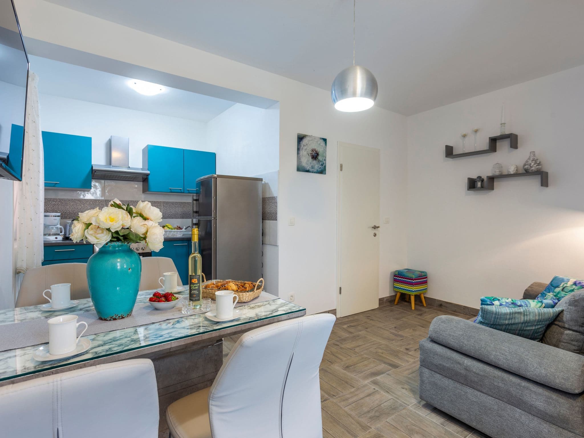 Kitchen / Dining Room