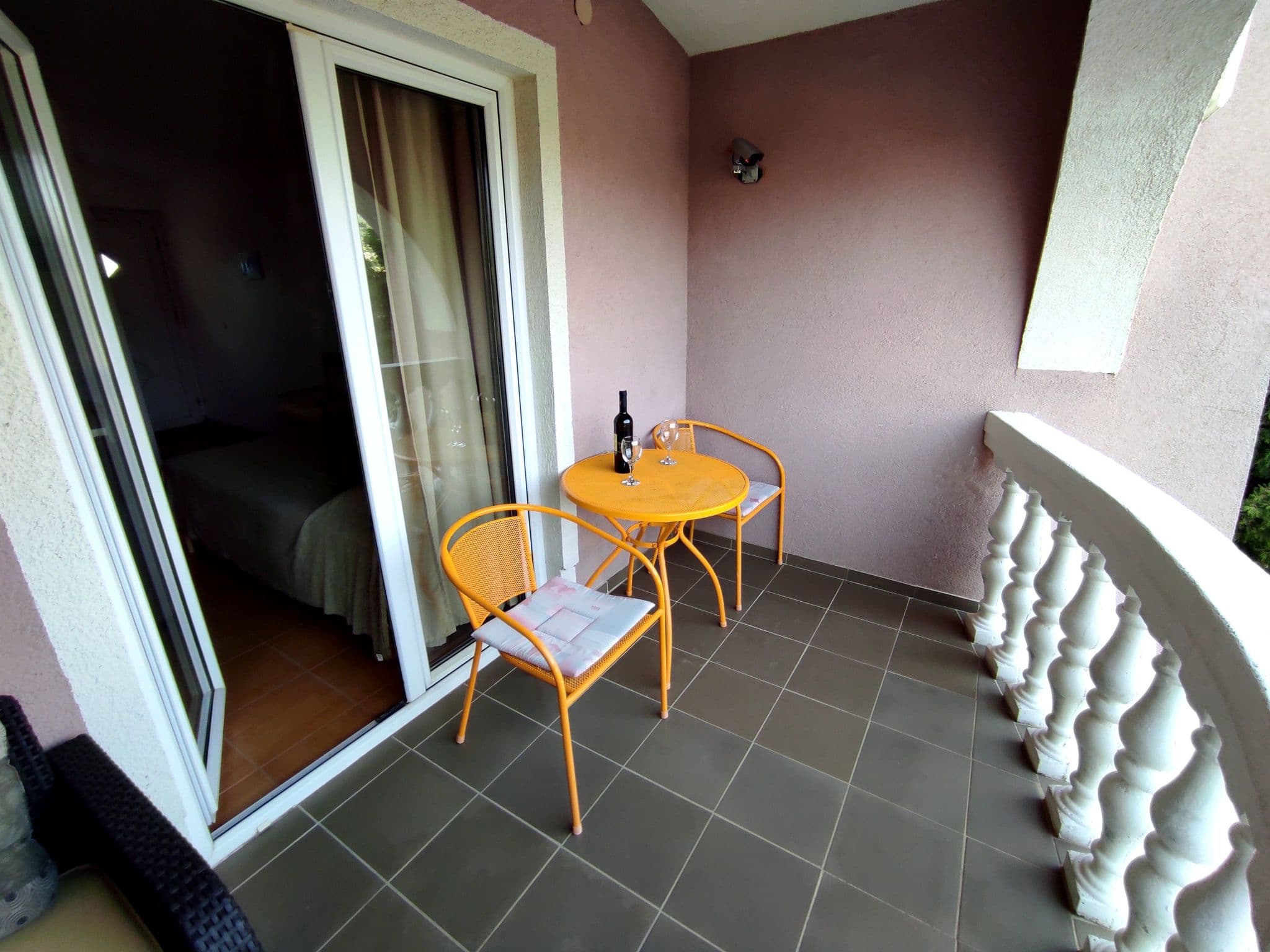 Gallery Image 14
