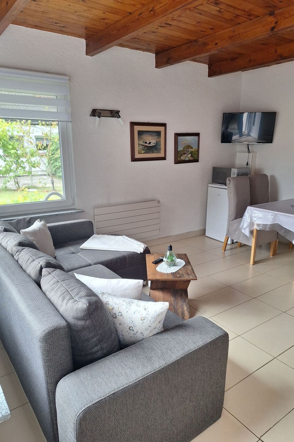 Gallery Image 16