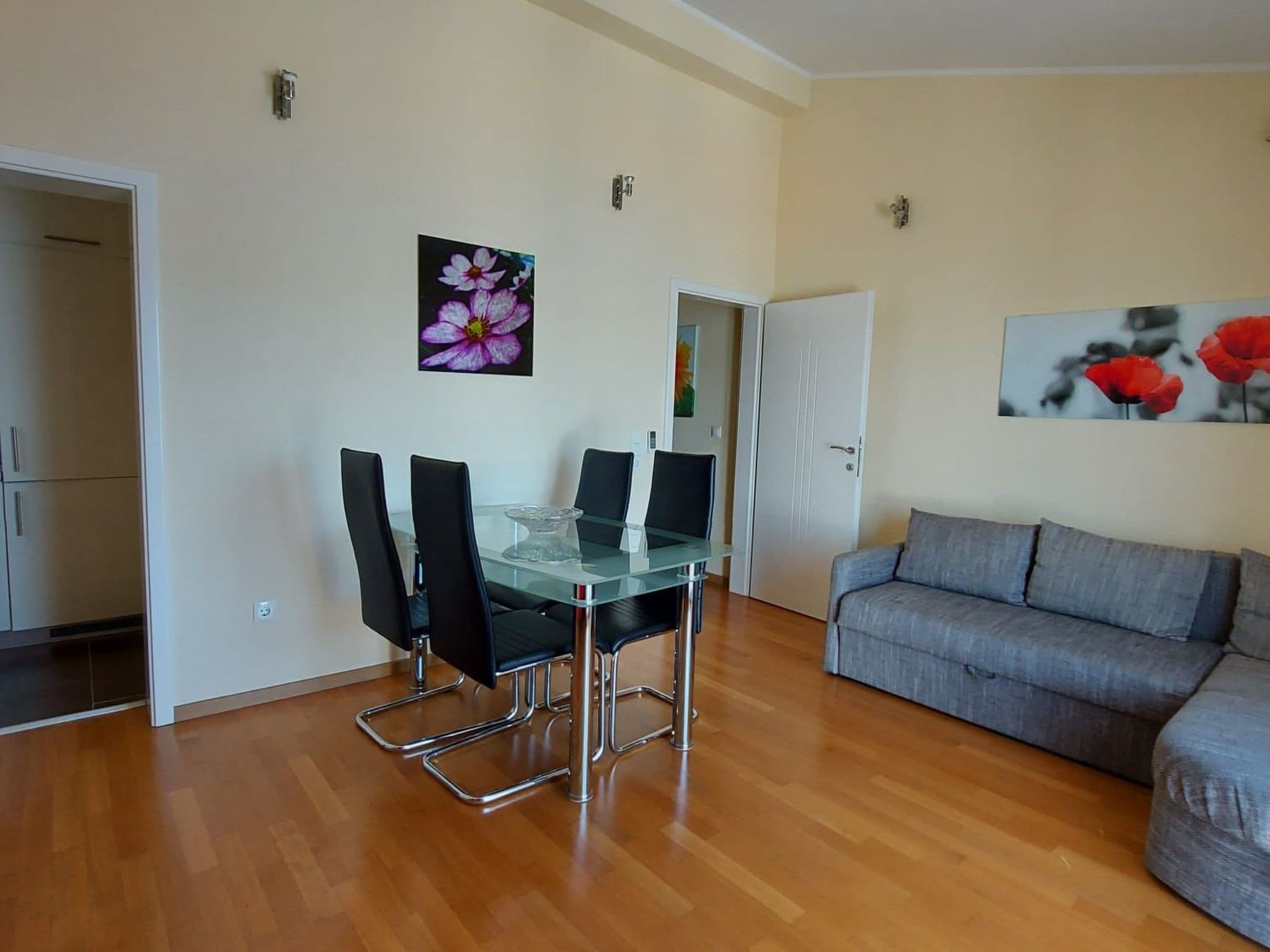 Gallery Image 21