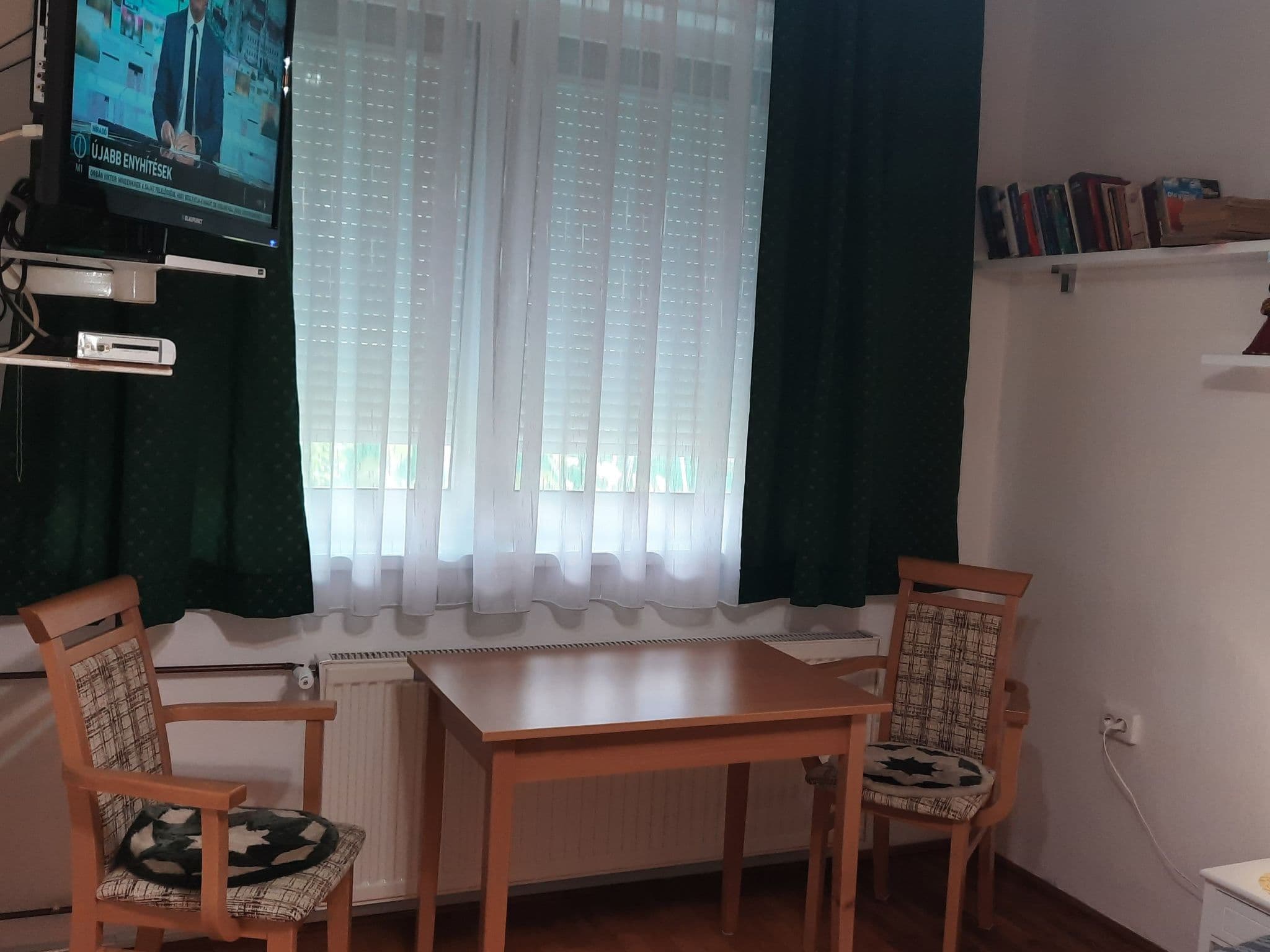 Gallery Image 48