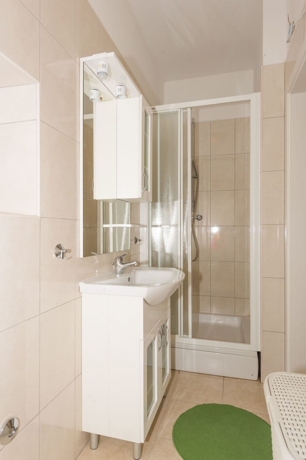 Gallery Image 13