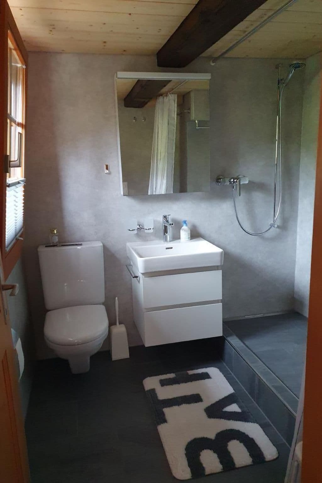 Gallery Image 12