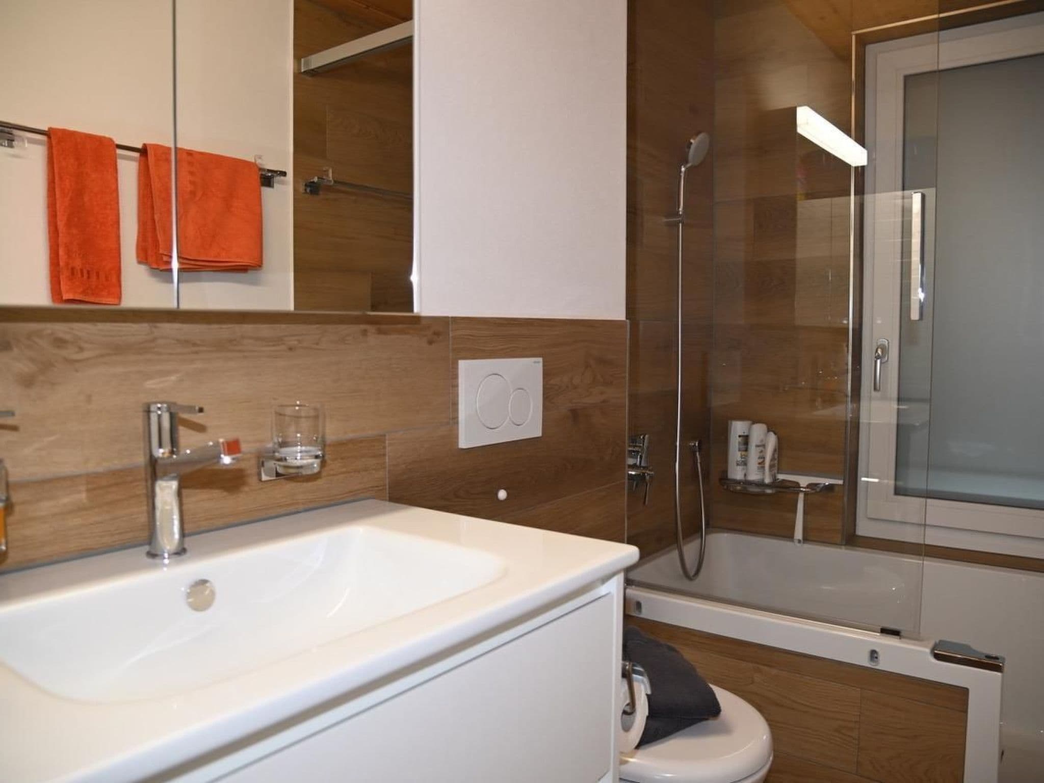 Gallery Image 12