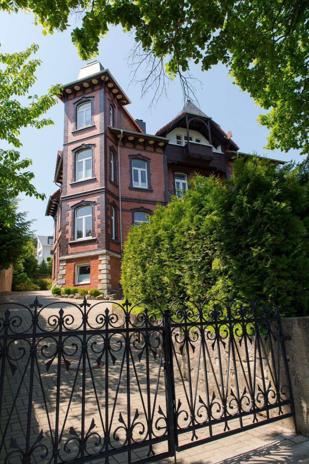 Gallery Image 1