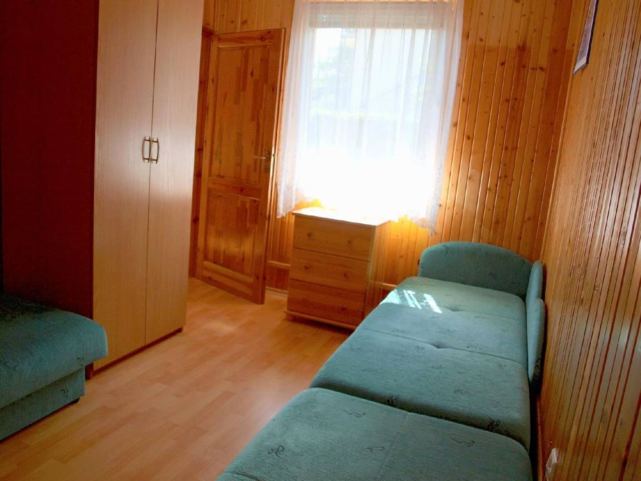 Gallery Image 18