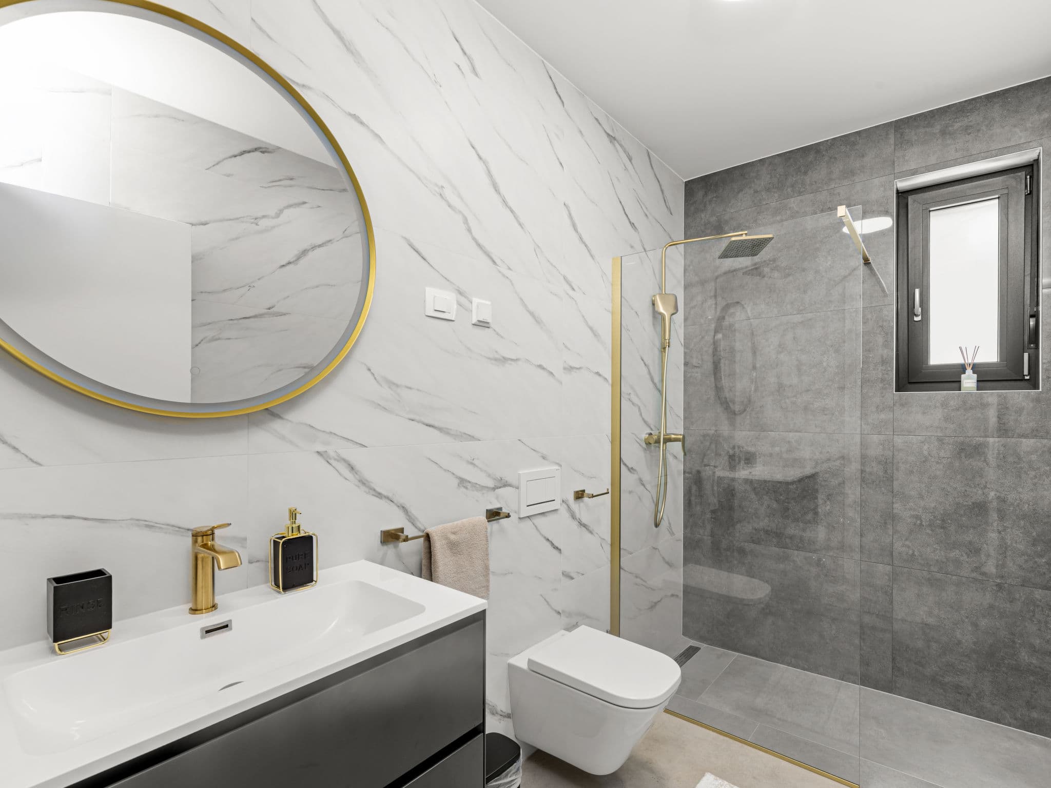 Bathroom / Wellness