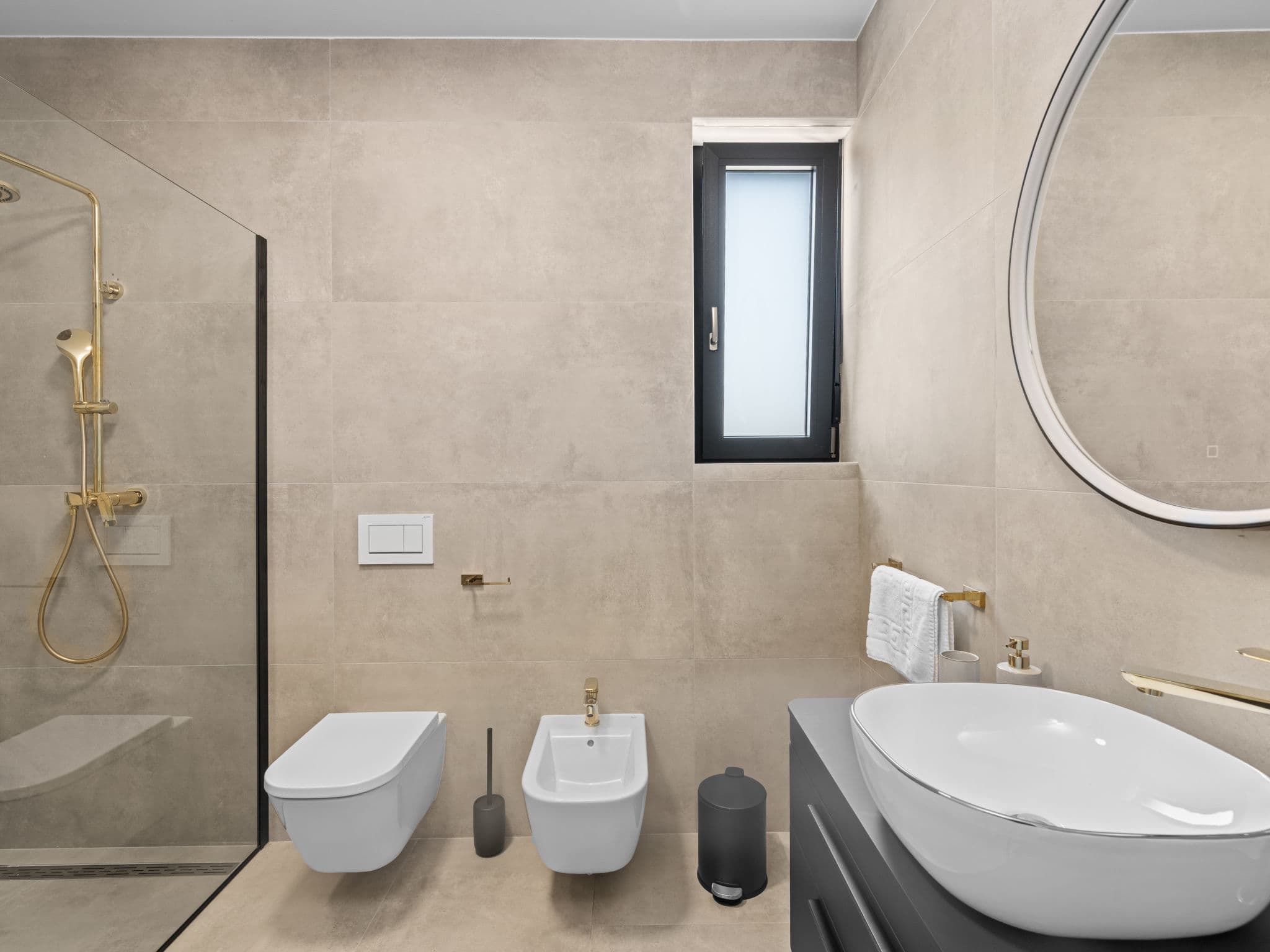 Bathroom / Wellness