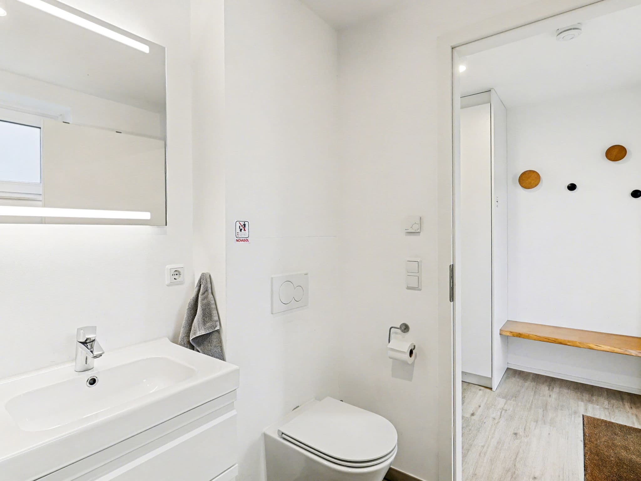 Bathroom / Wellness