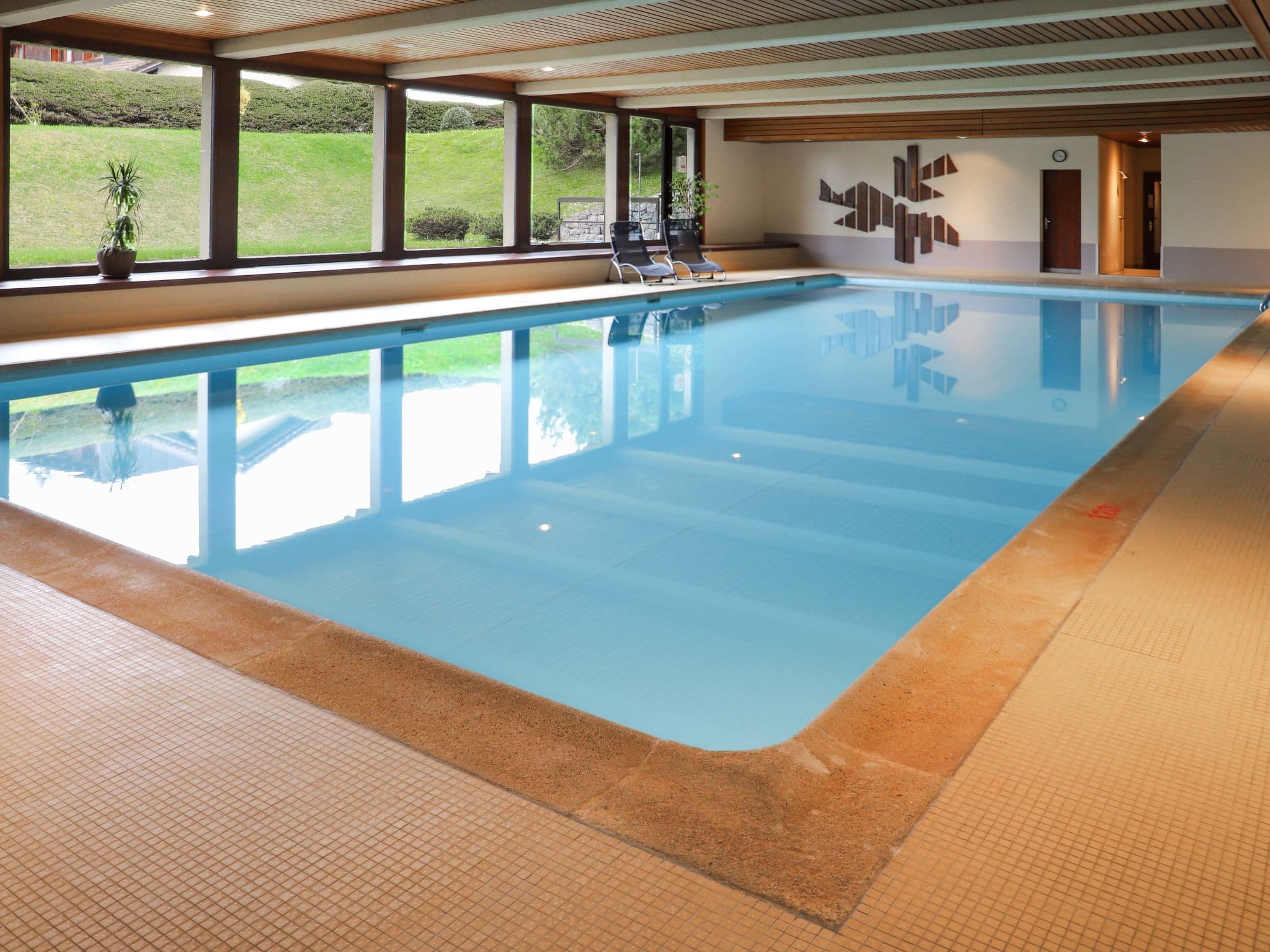 Pool Indoor