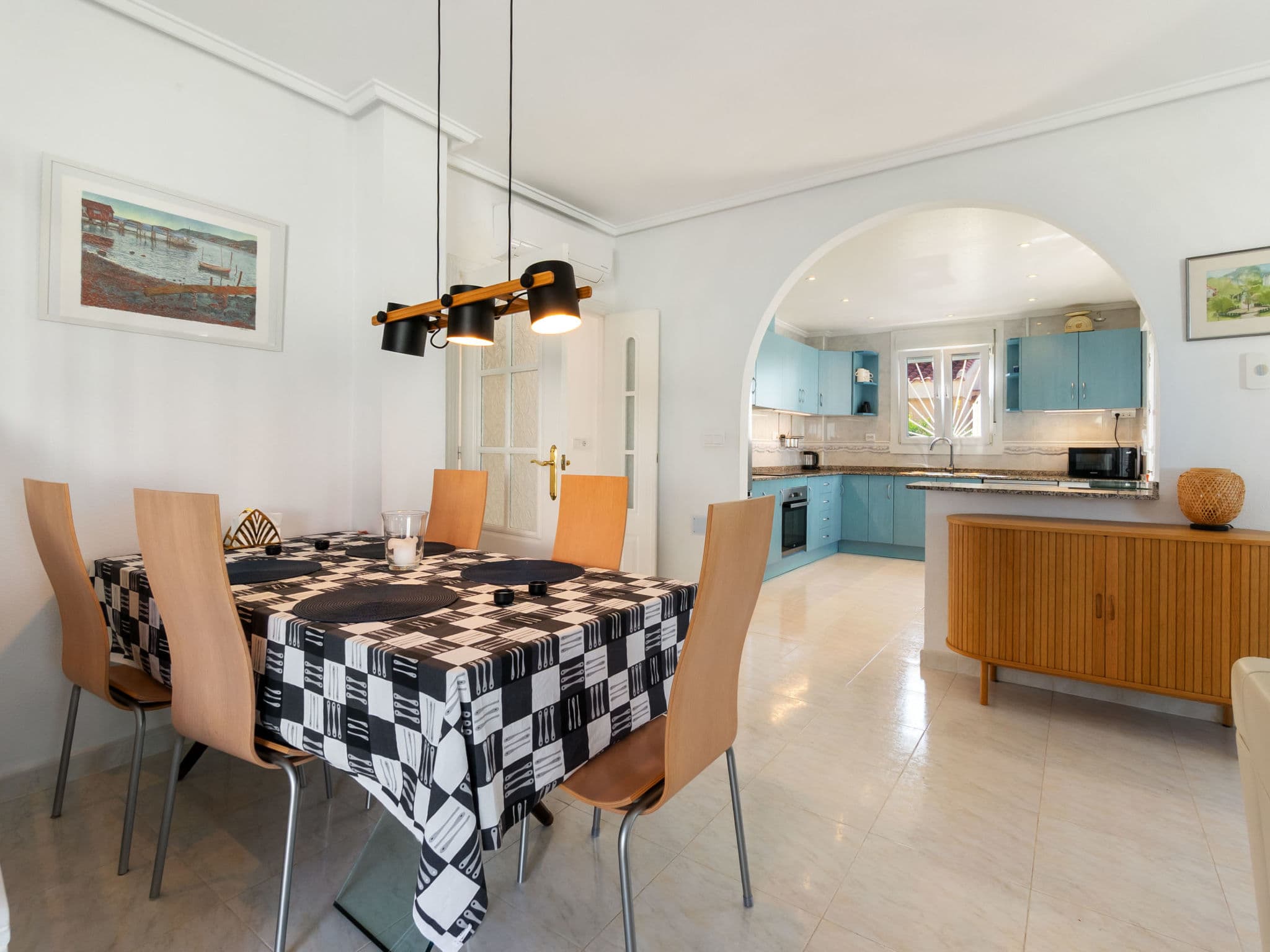Kitchen / Dining Room