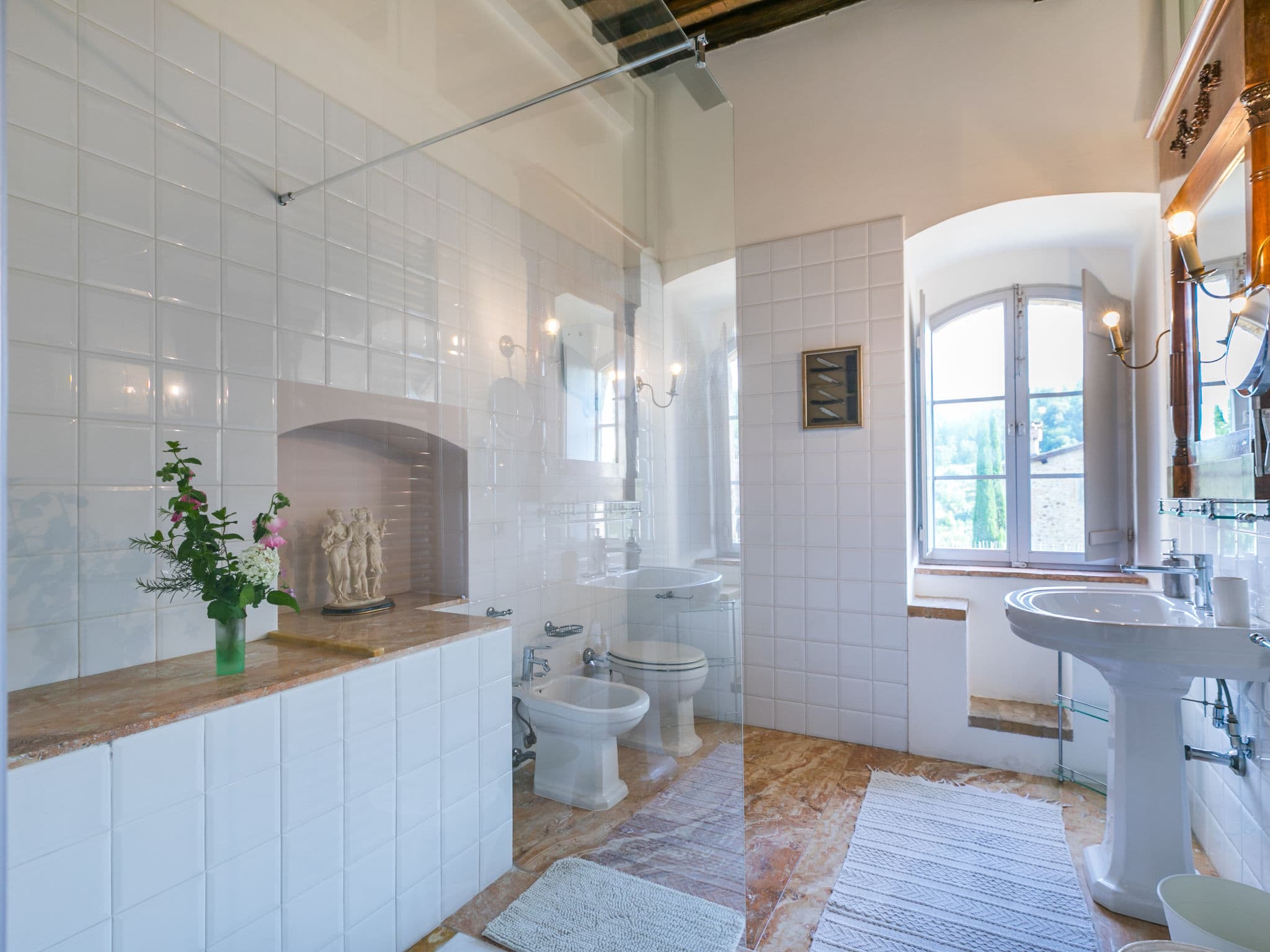 Bathroom / Wellness