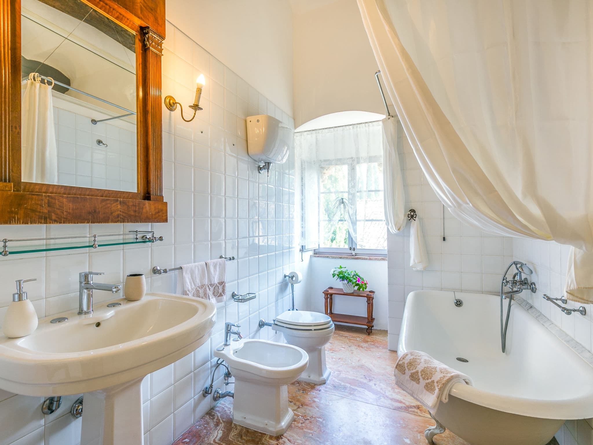 Bathroom / Wellness