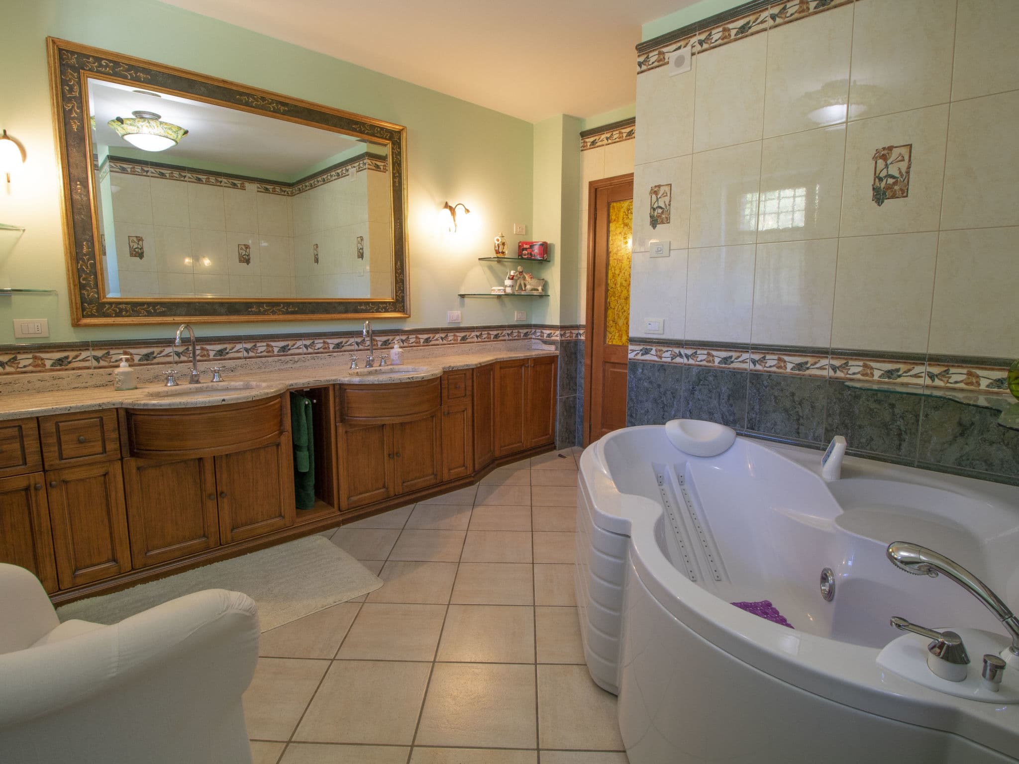 Bathroom / Wellness