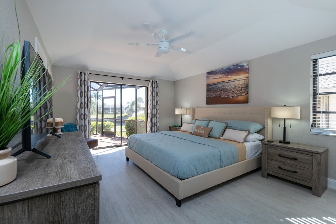 21 530 Medici Ct-2.jpg