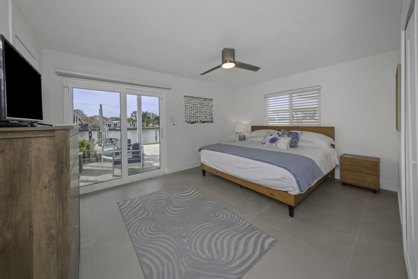 22 VA-DS-Master-Bedroom-Canal.jpg