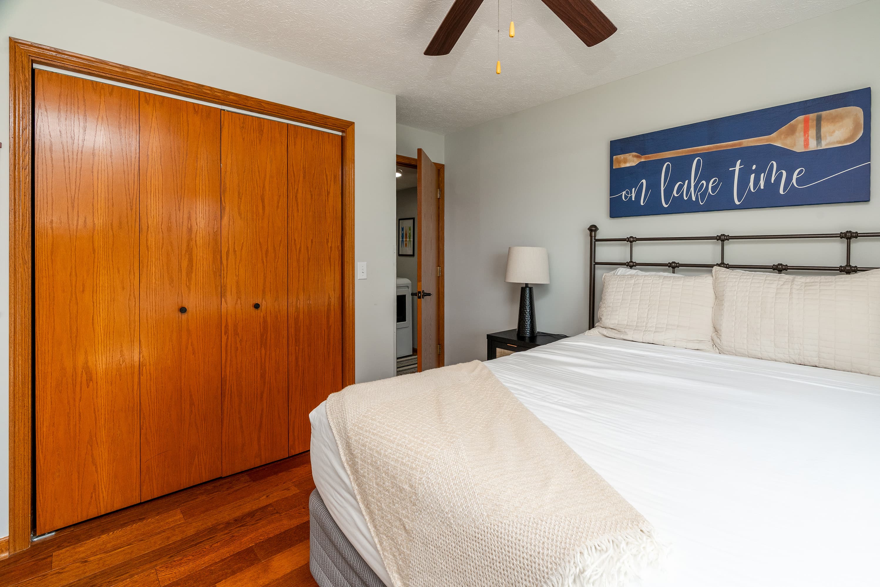 Bedroom 3- queen bed