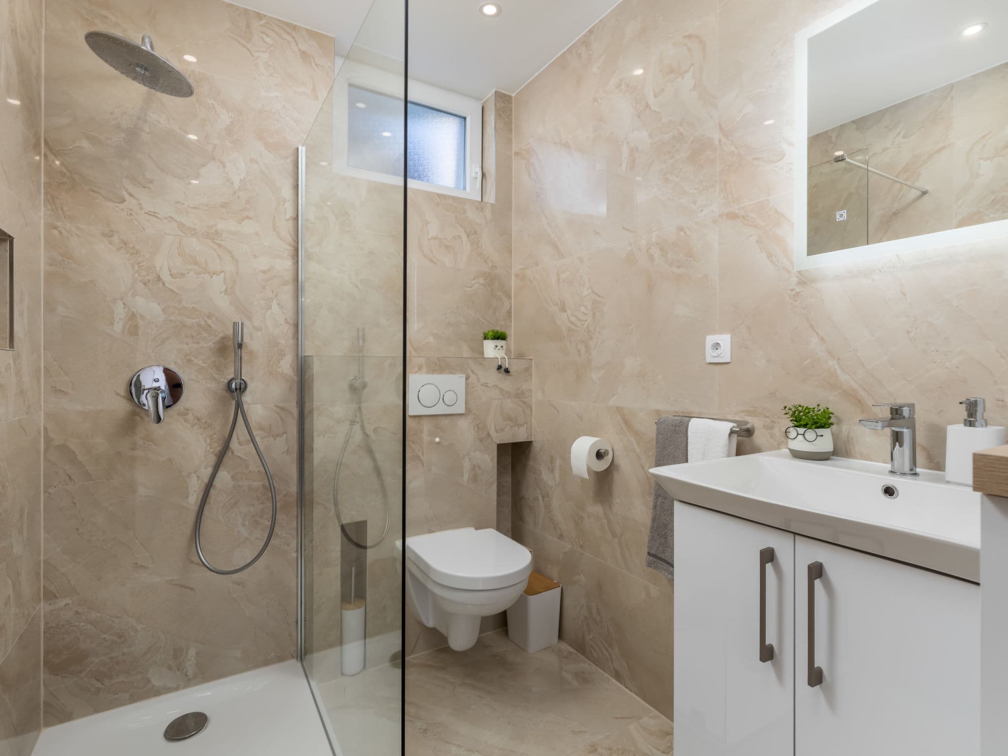 Bathroom / Wellness