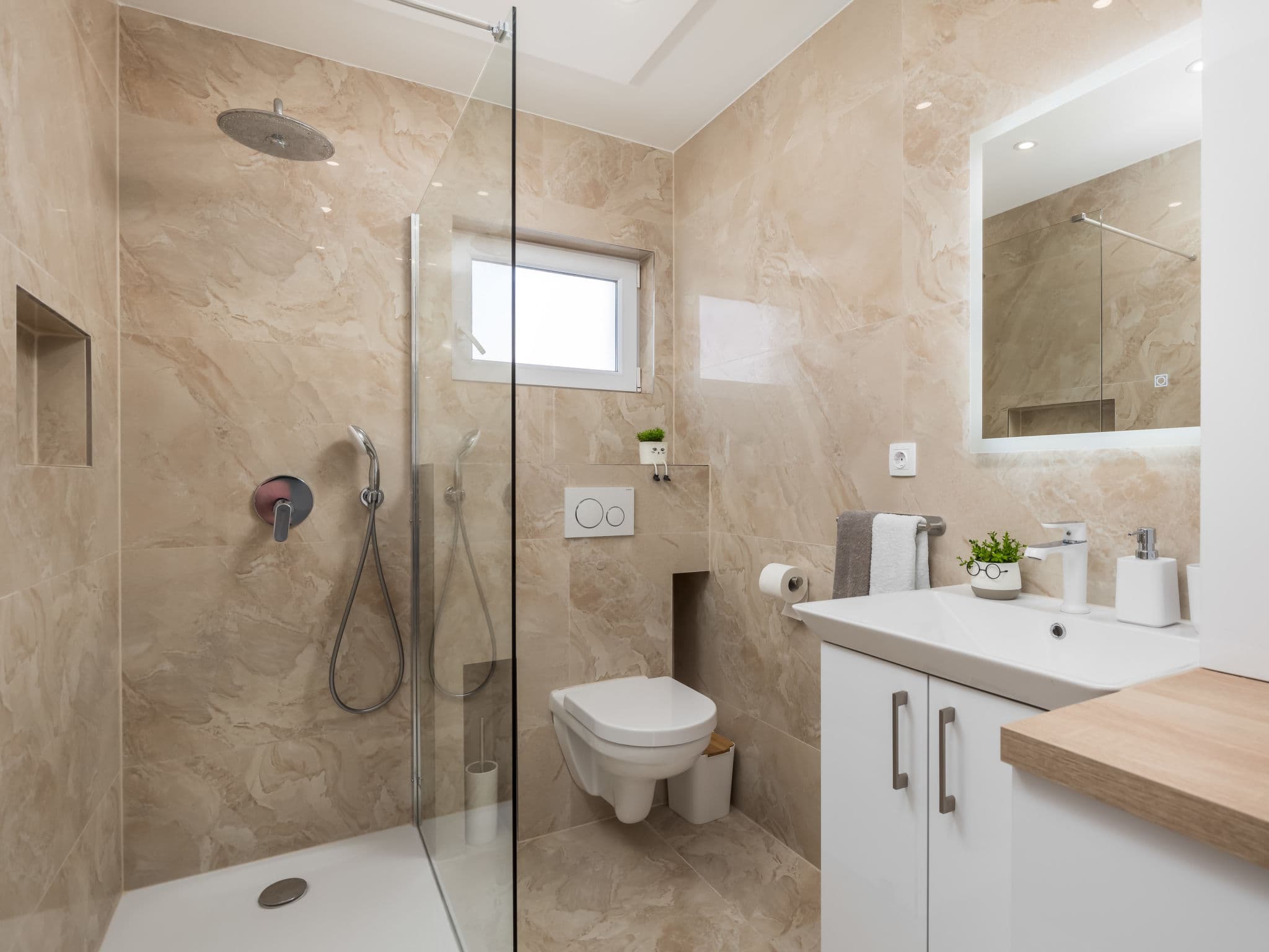 Bathroom / Wellness