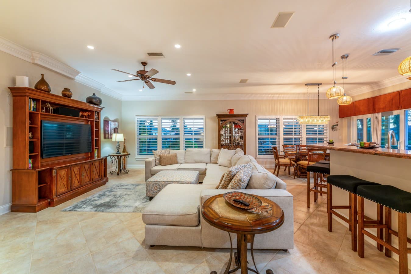 10 843 Bimini Lane Twilight-7.jpg