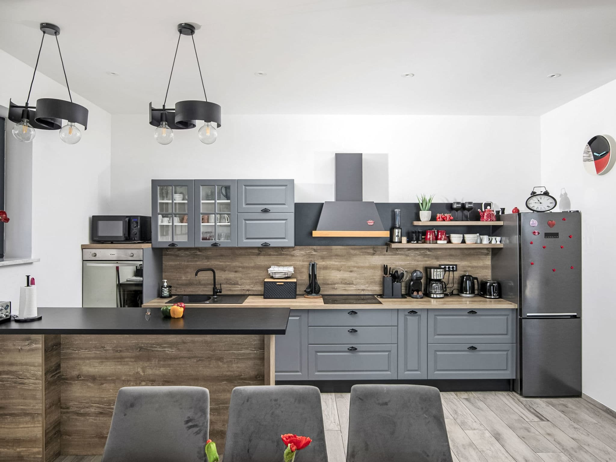 Kitchen / Dining Room