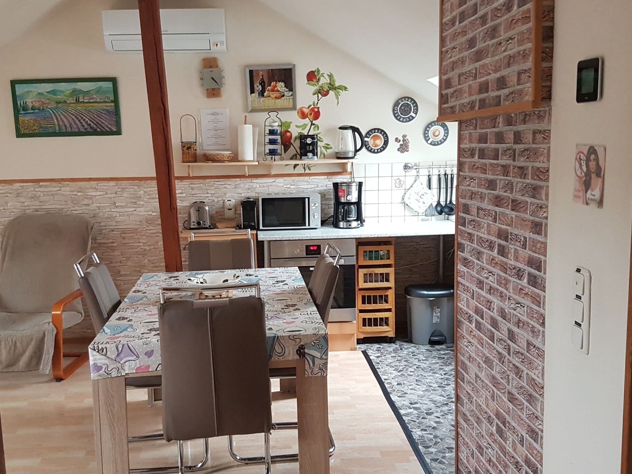 Kitchen / Dining Room