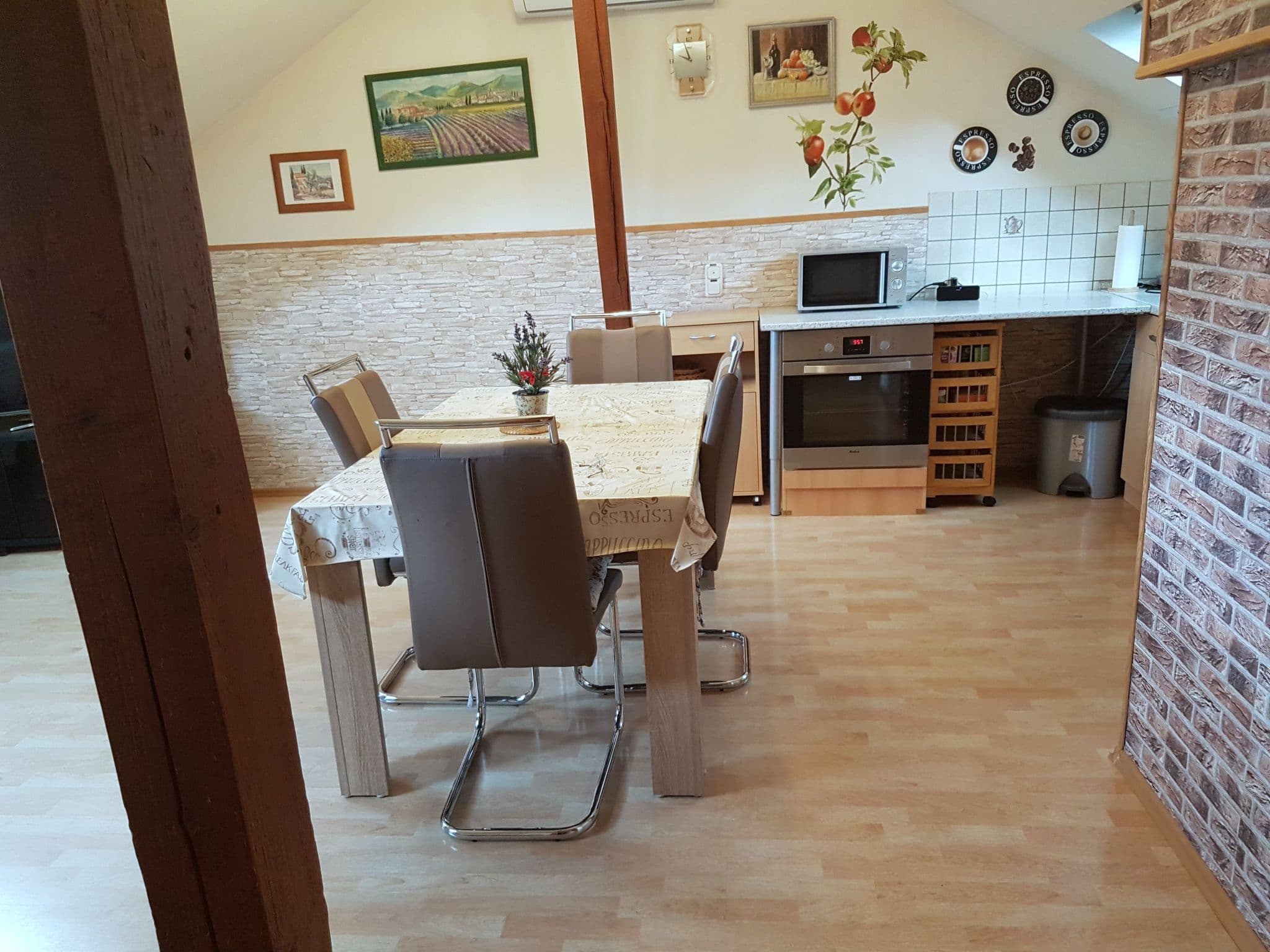 Kitchen / Dining Room