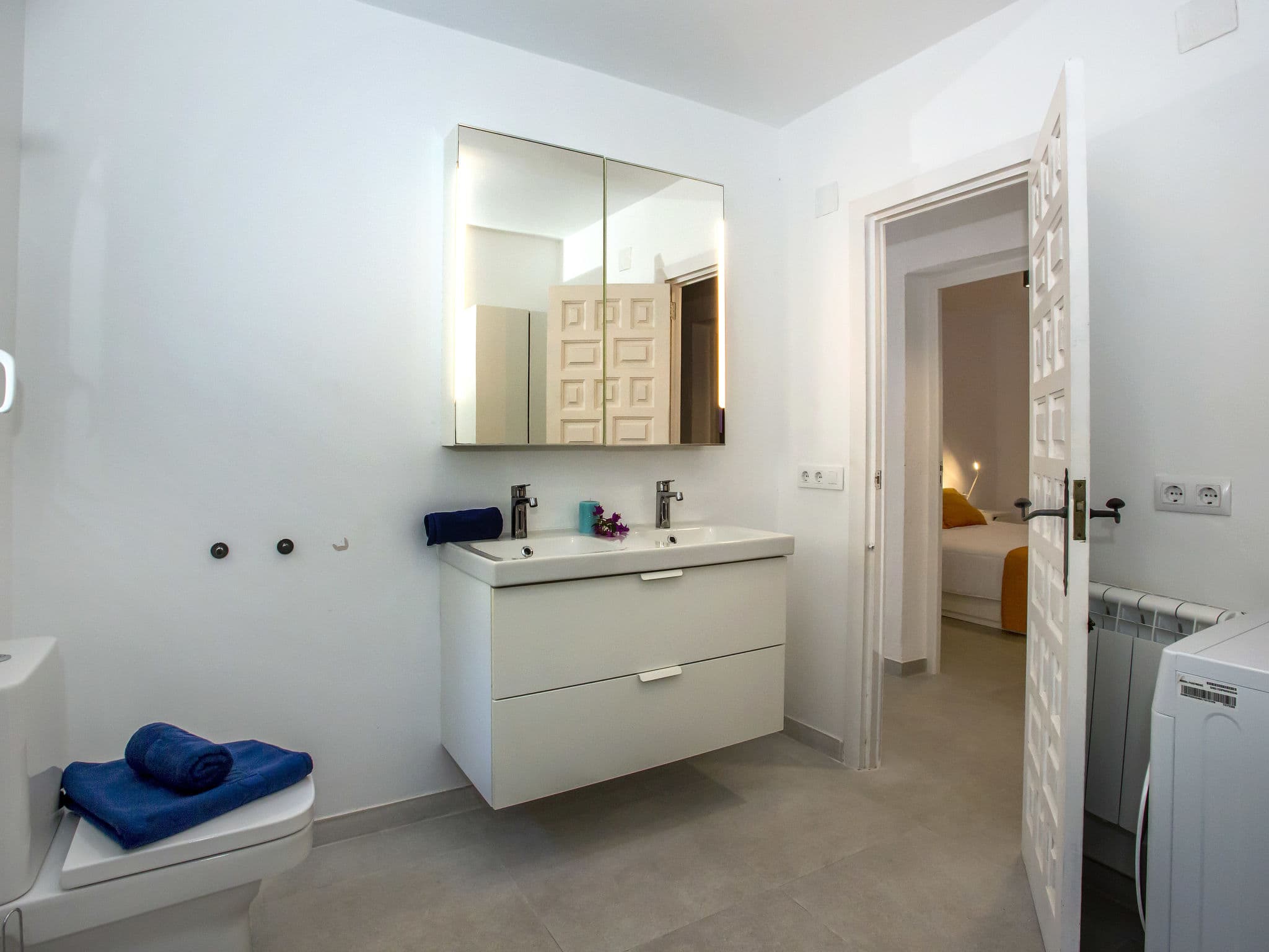 Bathroom / Wellness