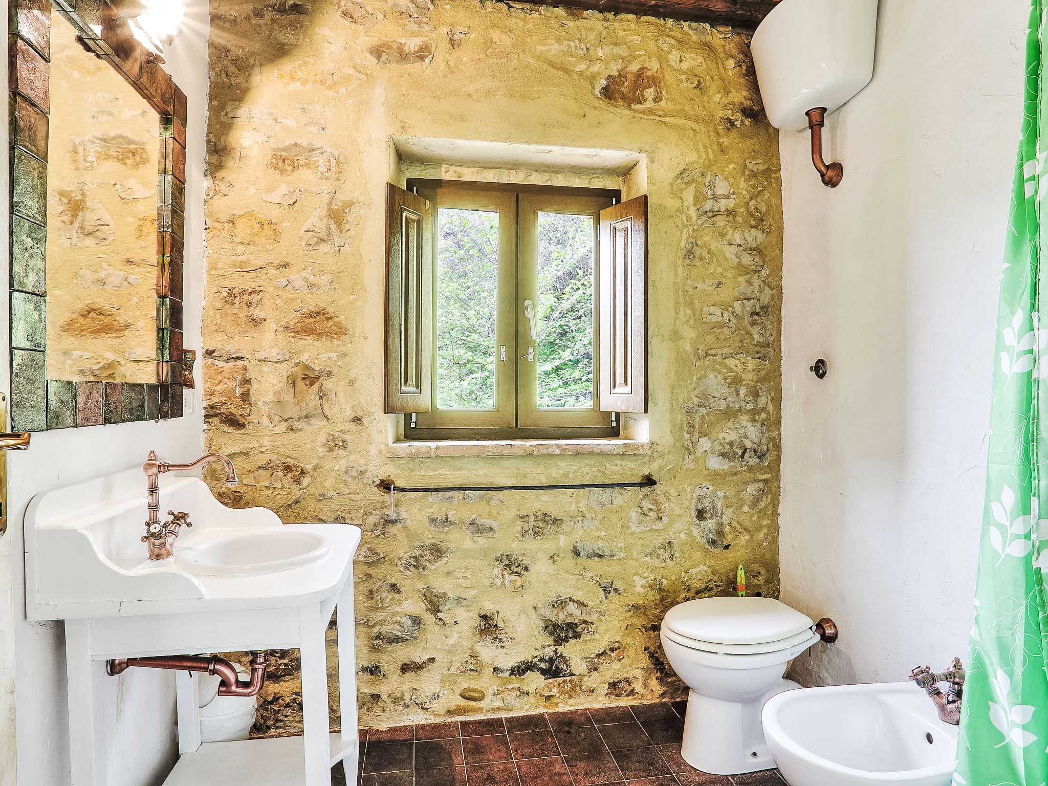 Bathroom / Wellness