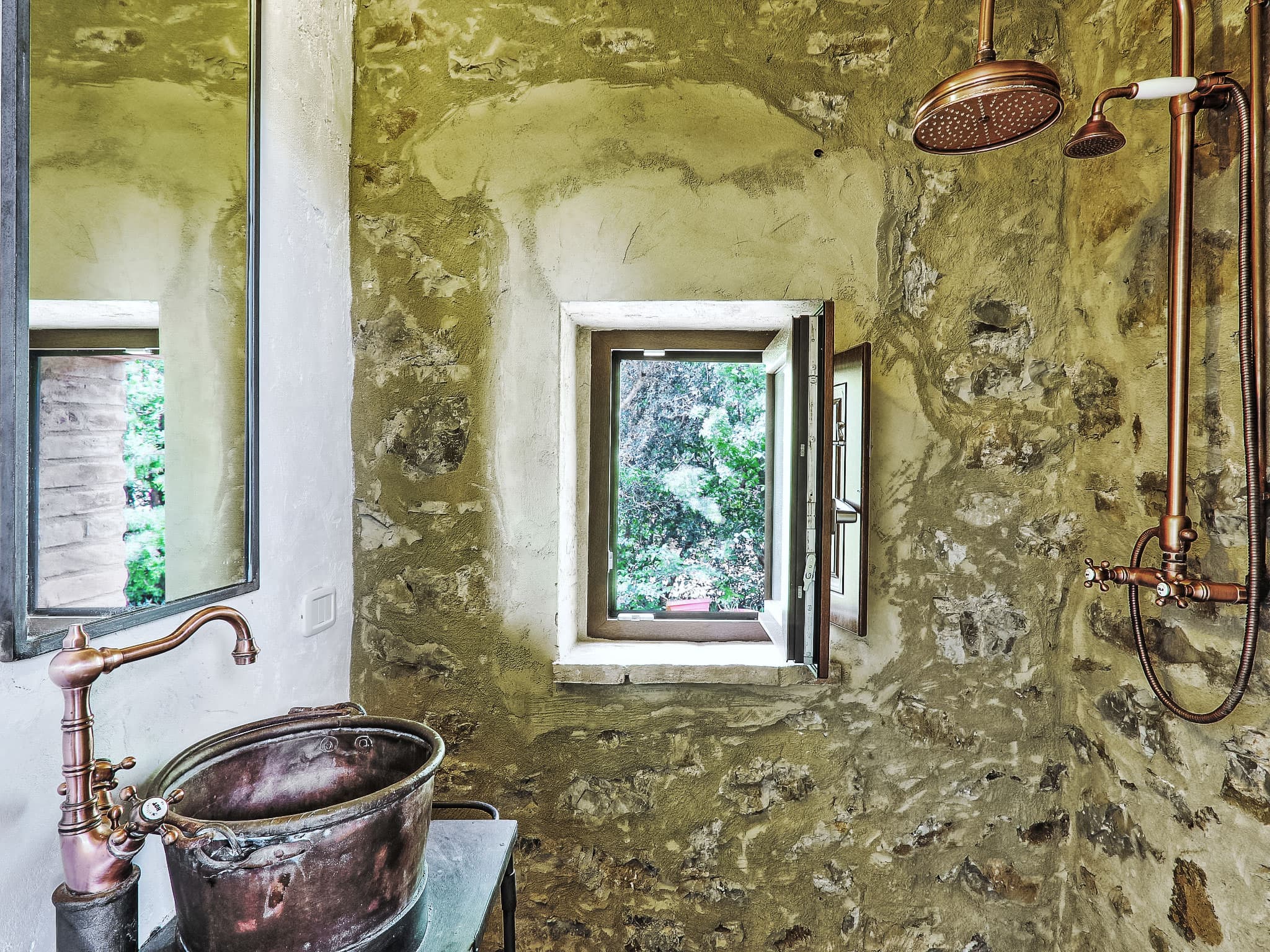 Bathroom / Wellness