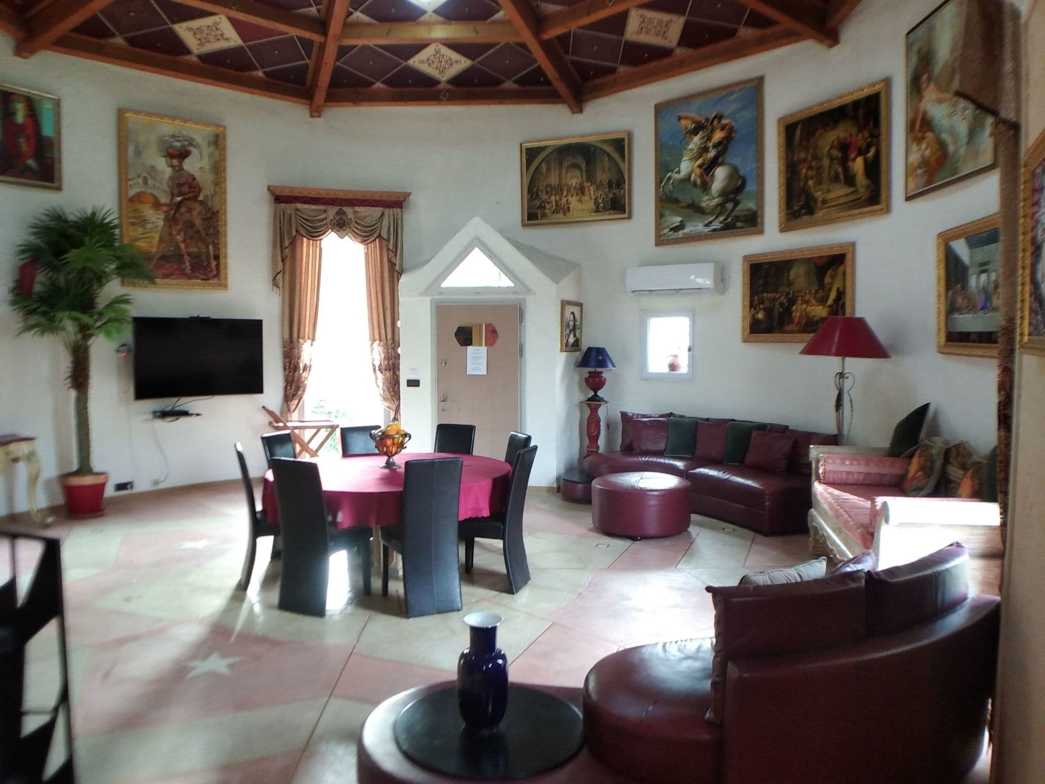 Gallery Image 10