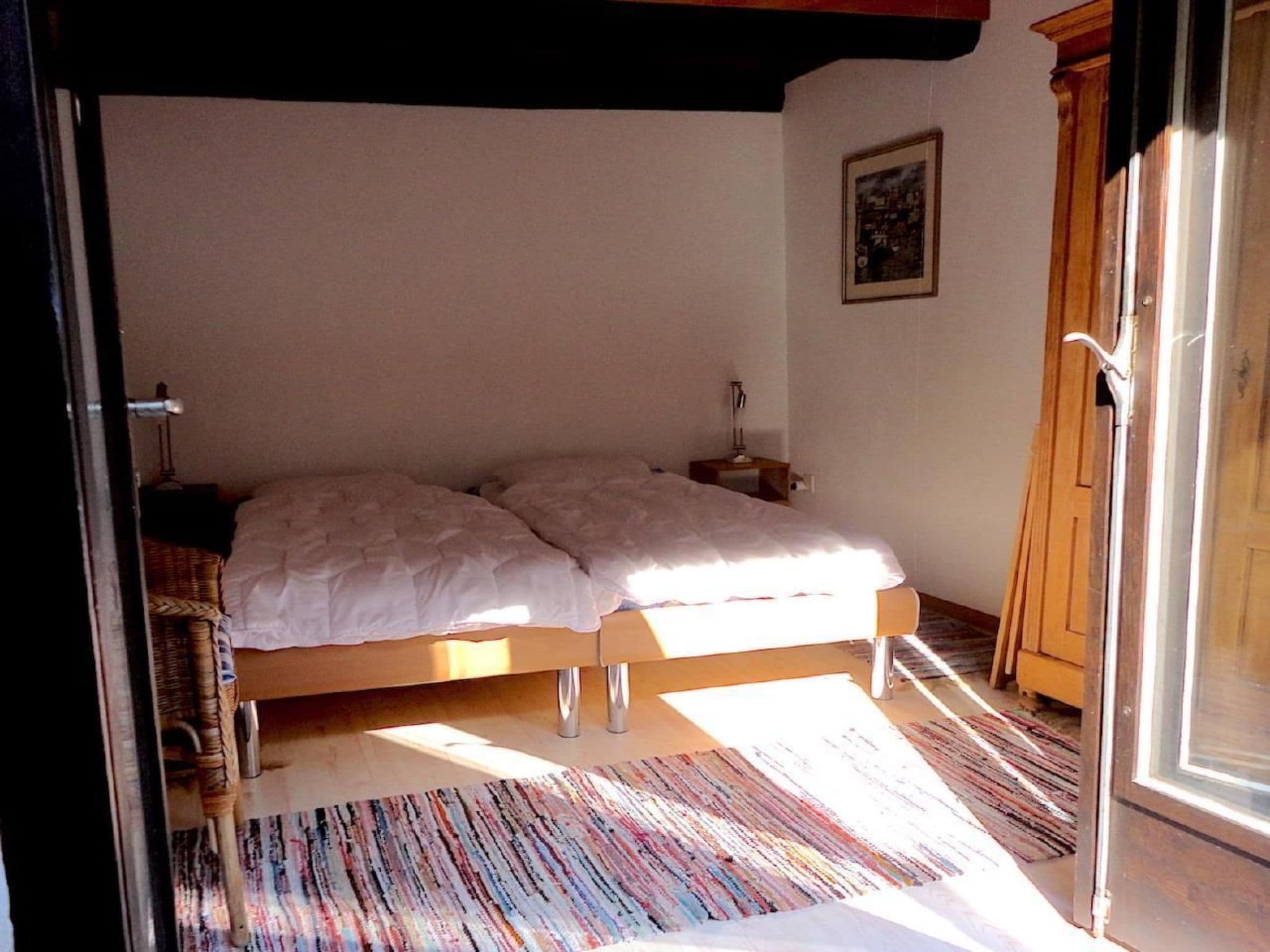 Gallery Image 13