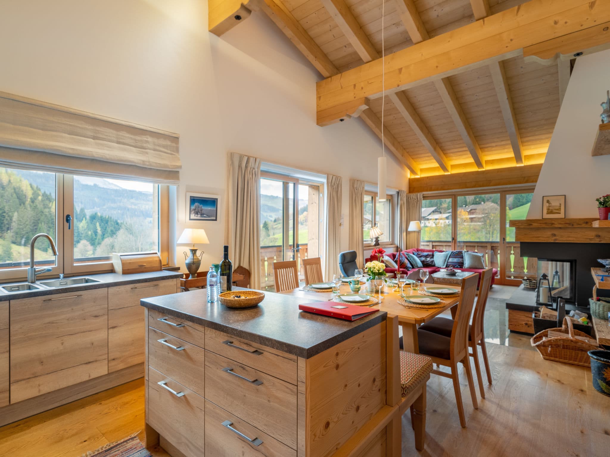 Kitchen / Dining Room