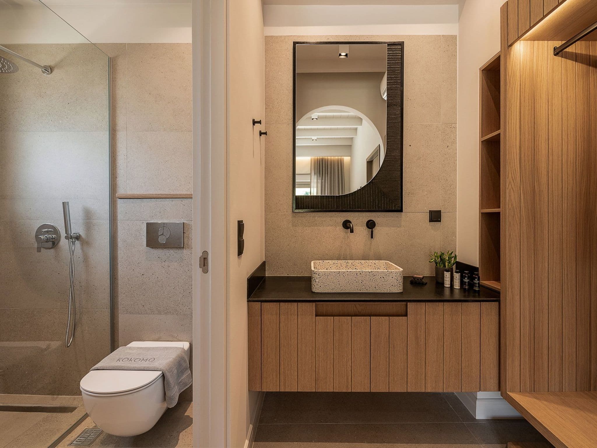 Bathroom / Wellness