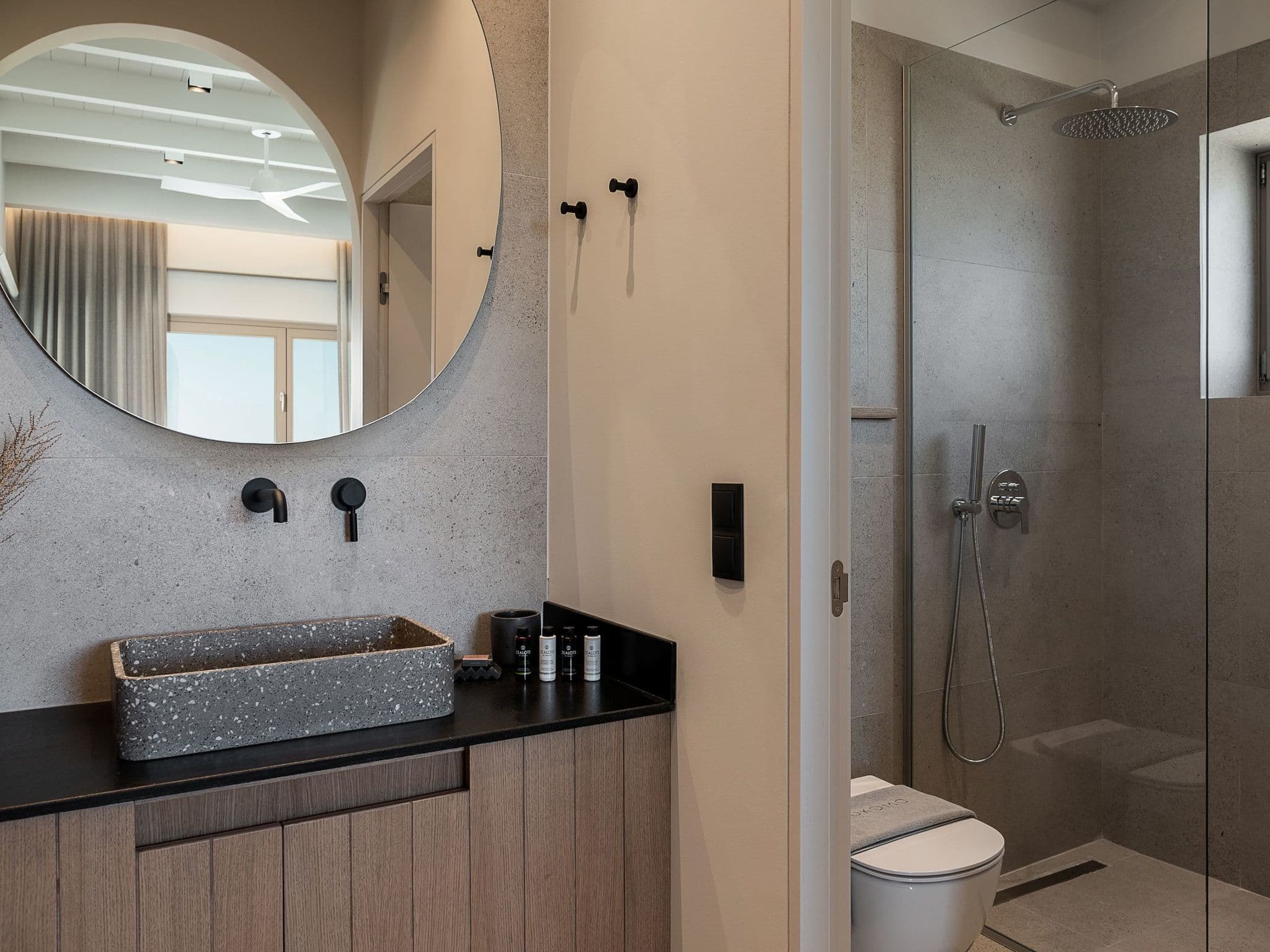 Bathroom / Wellness