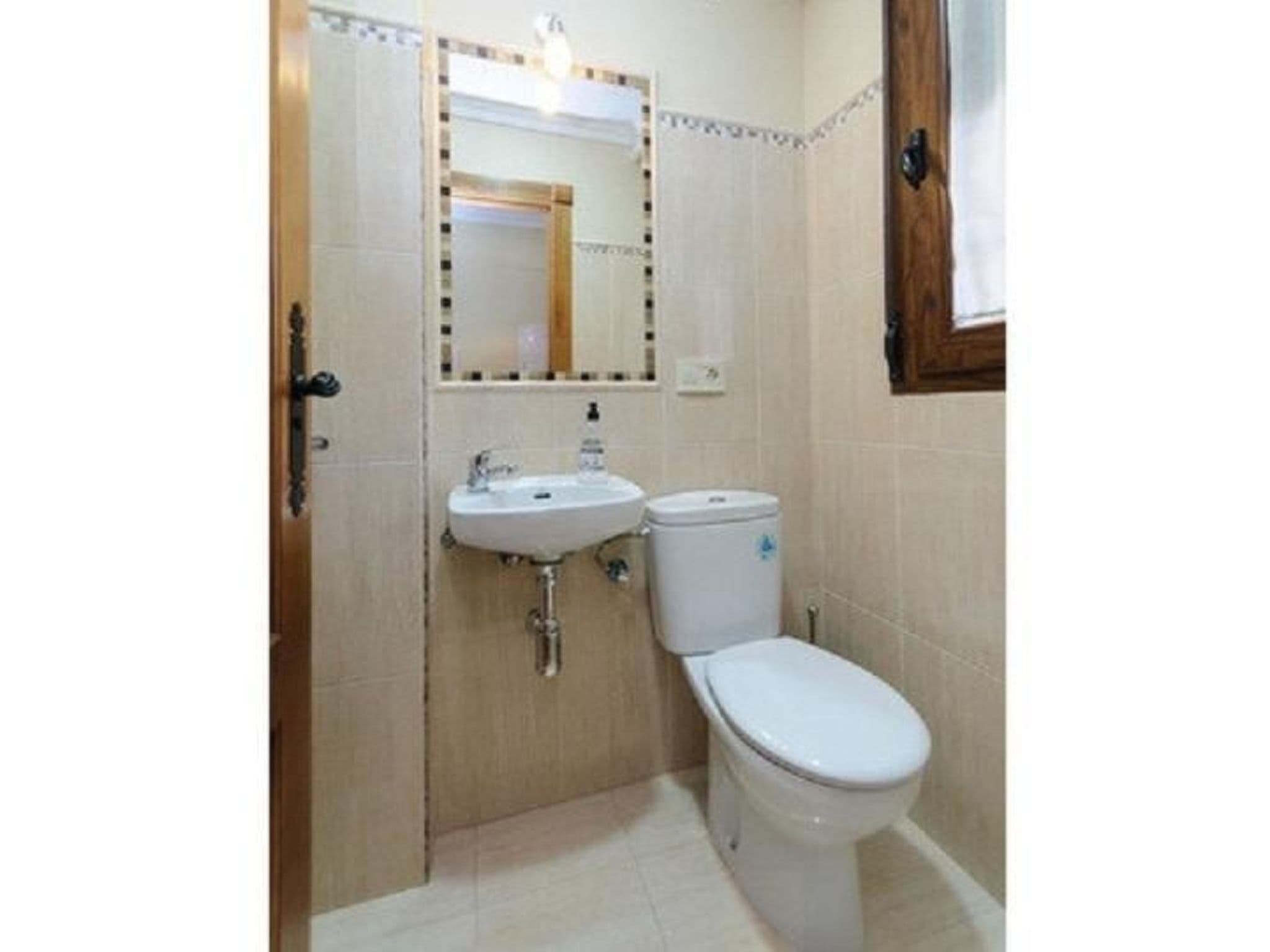 Gallery Image 25