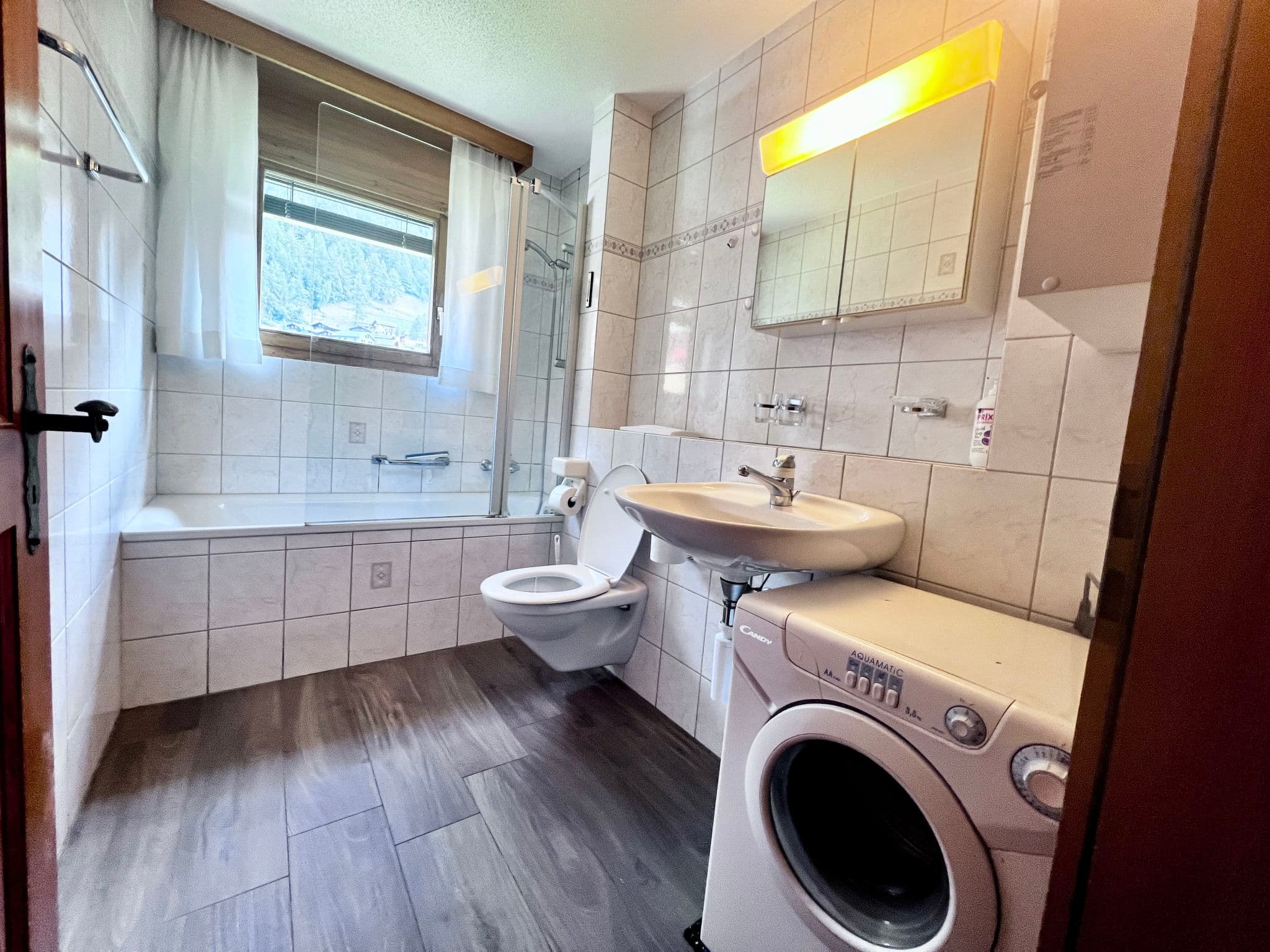 Bathroom / Wellness