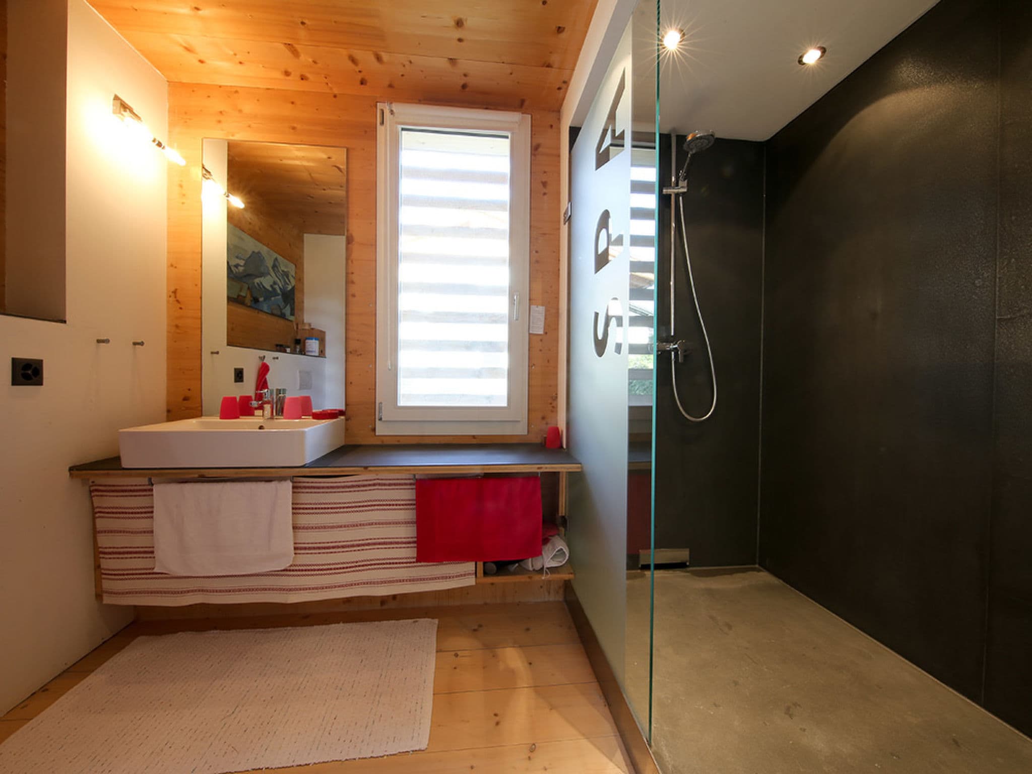Bathroom / Wellness