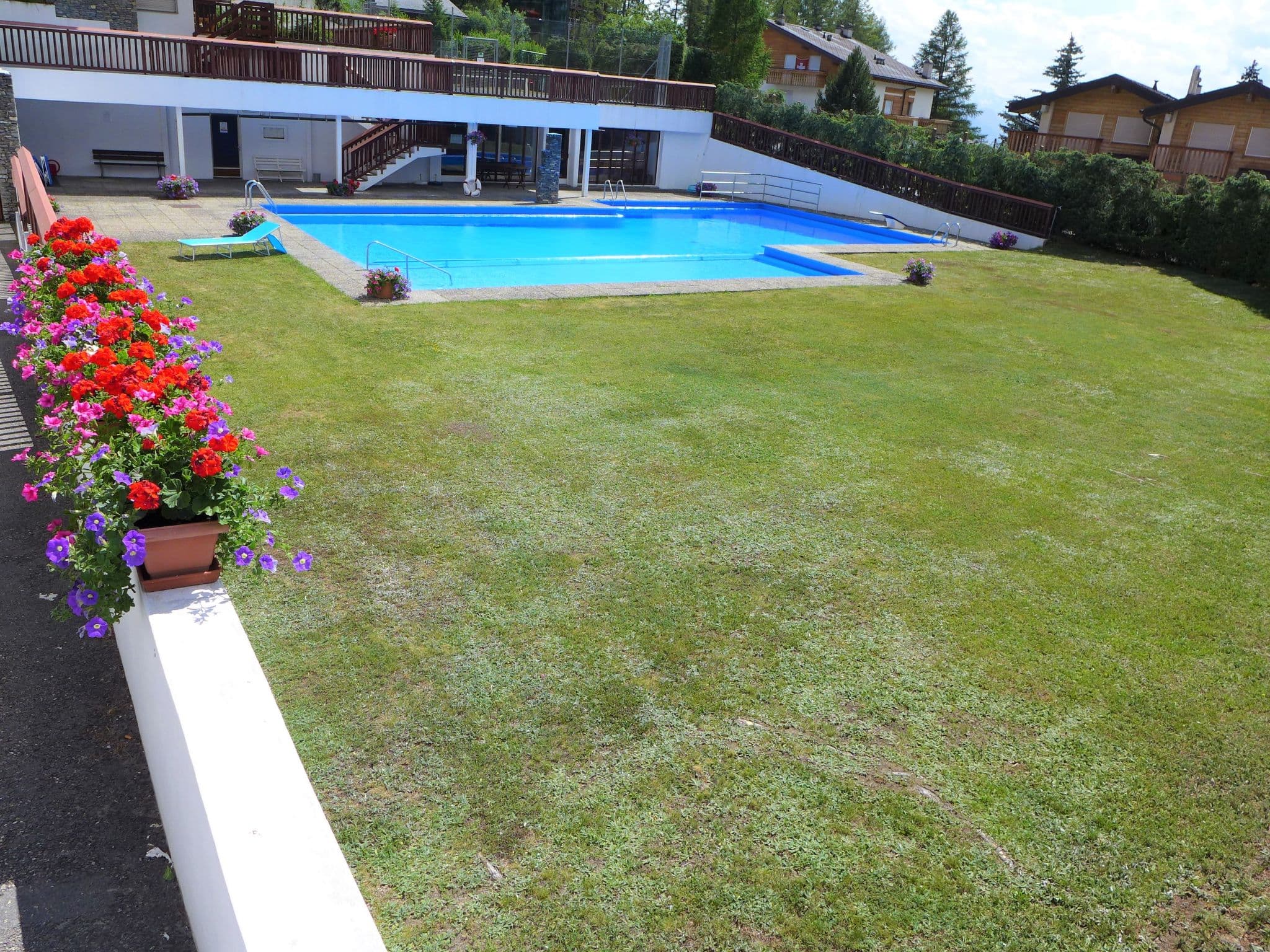 Pool Indoor