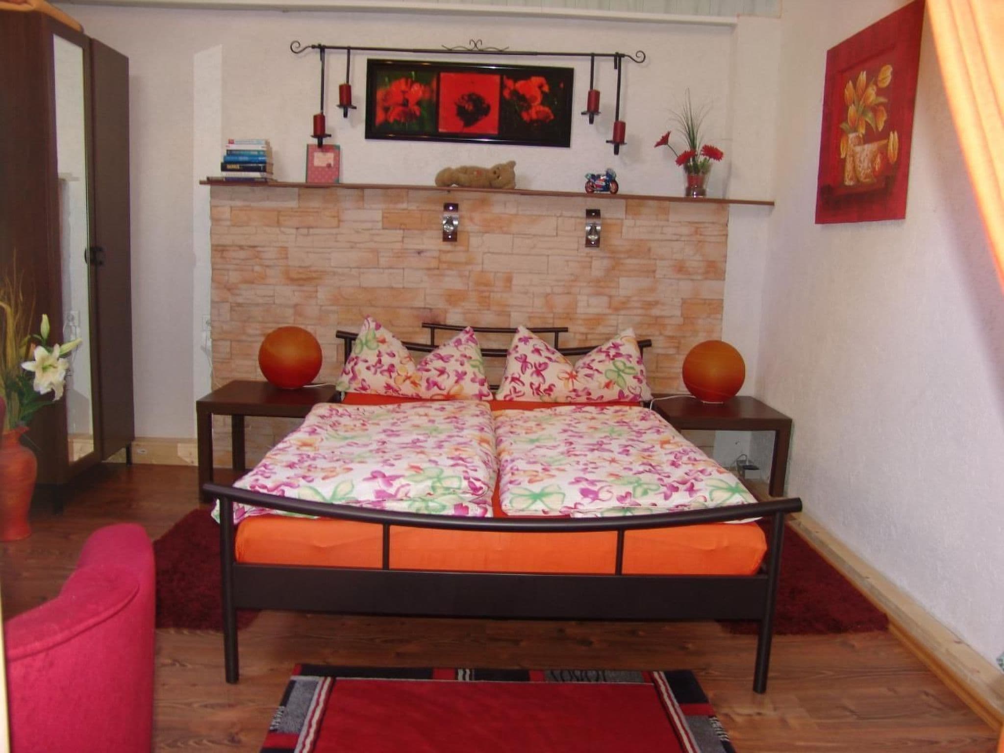 Gallery Image 1