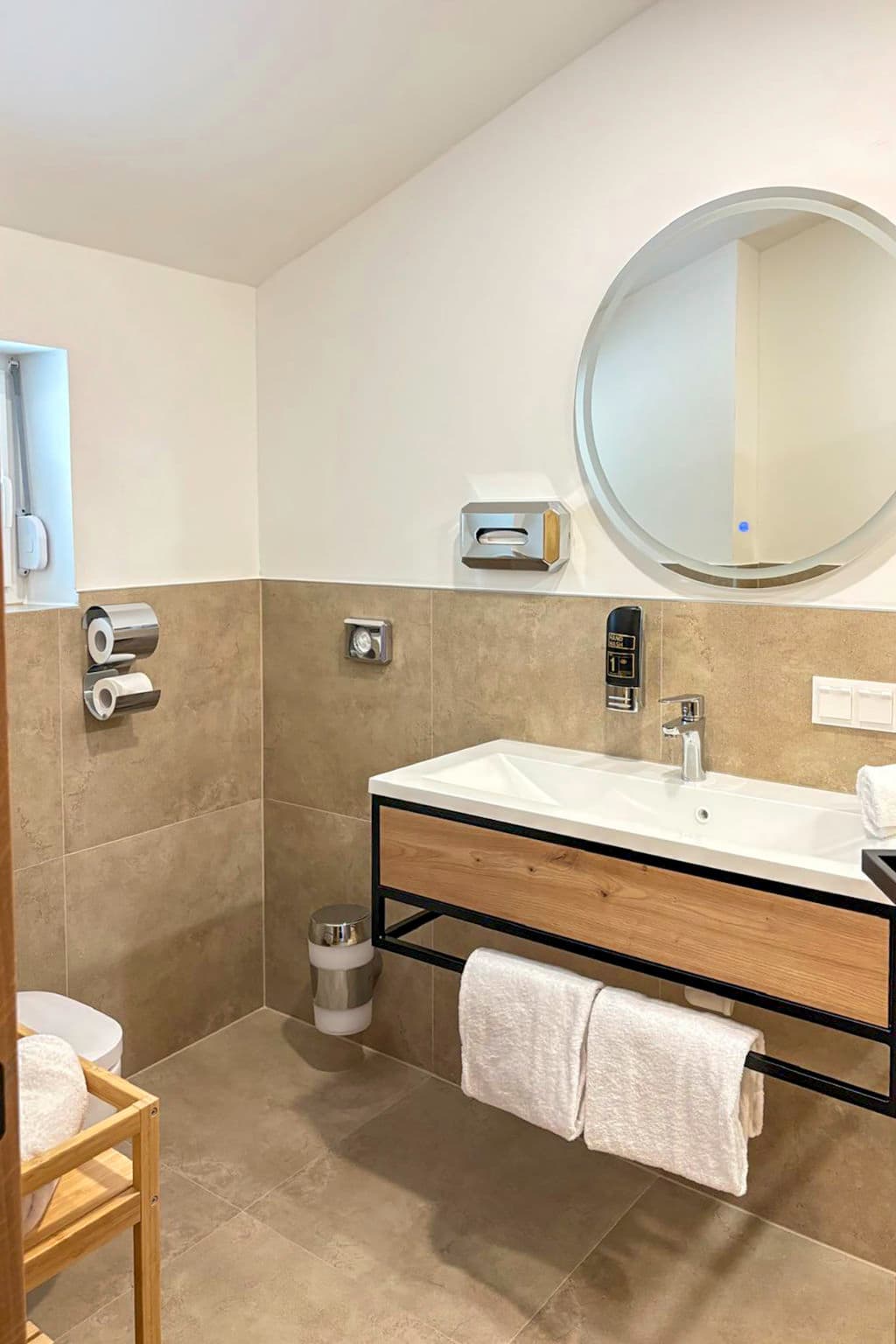 Bathroom / Wellness