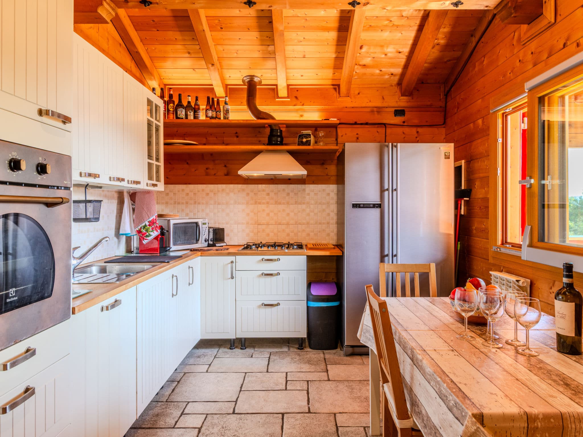 Kitchen / Dining Room