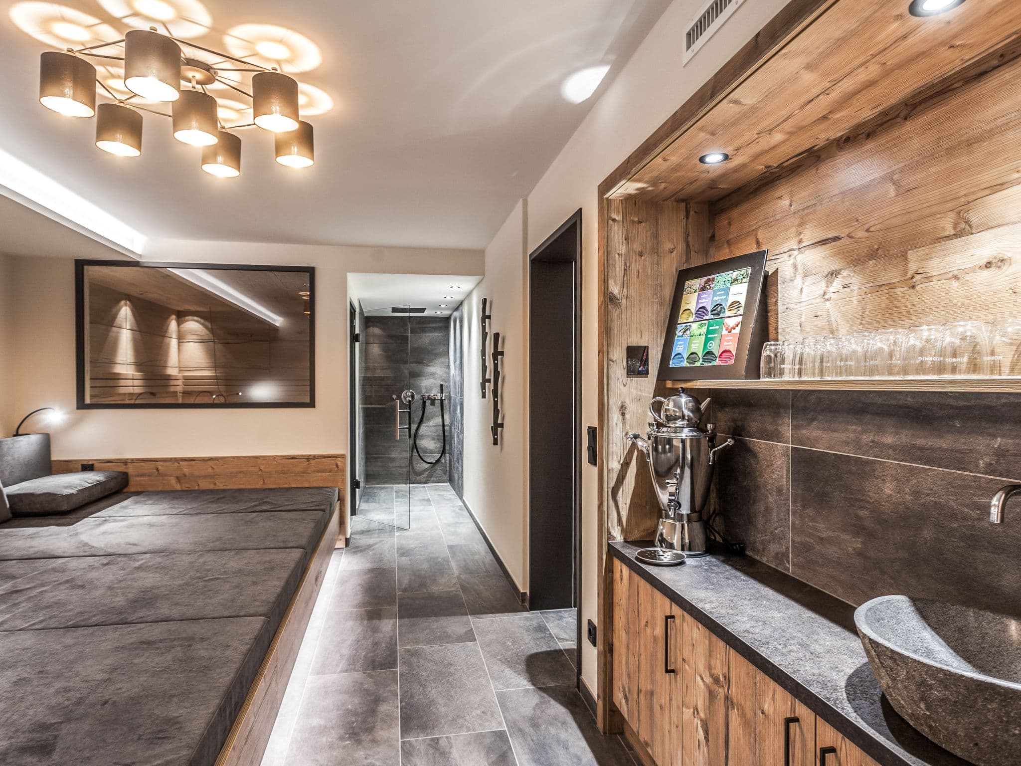 Bathroom / Wellness