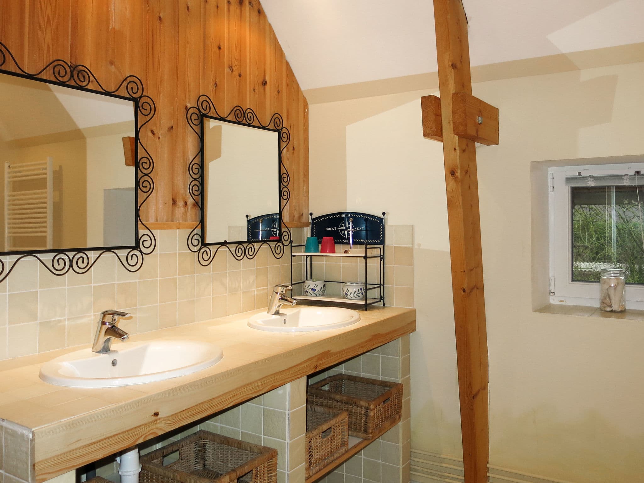 Bathroom / Wellness